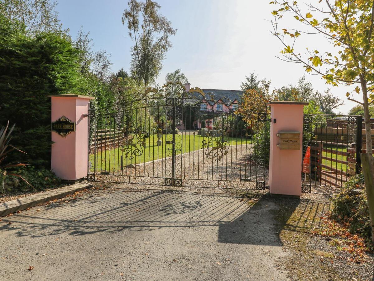 Vila Park House Llandrindod Wells Exteriér fotografie